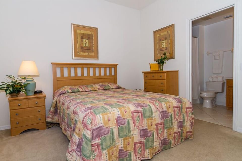 2nd Master En-suite with LCD HD TV, cable, Blu-ray, safe. Perfect get away.