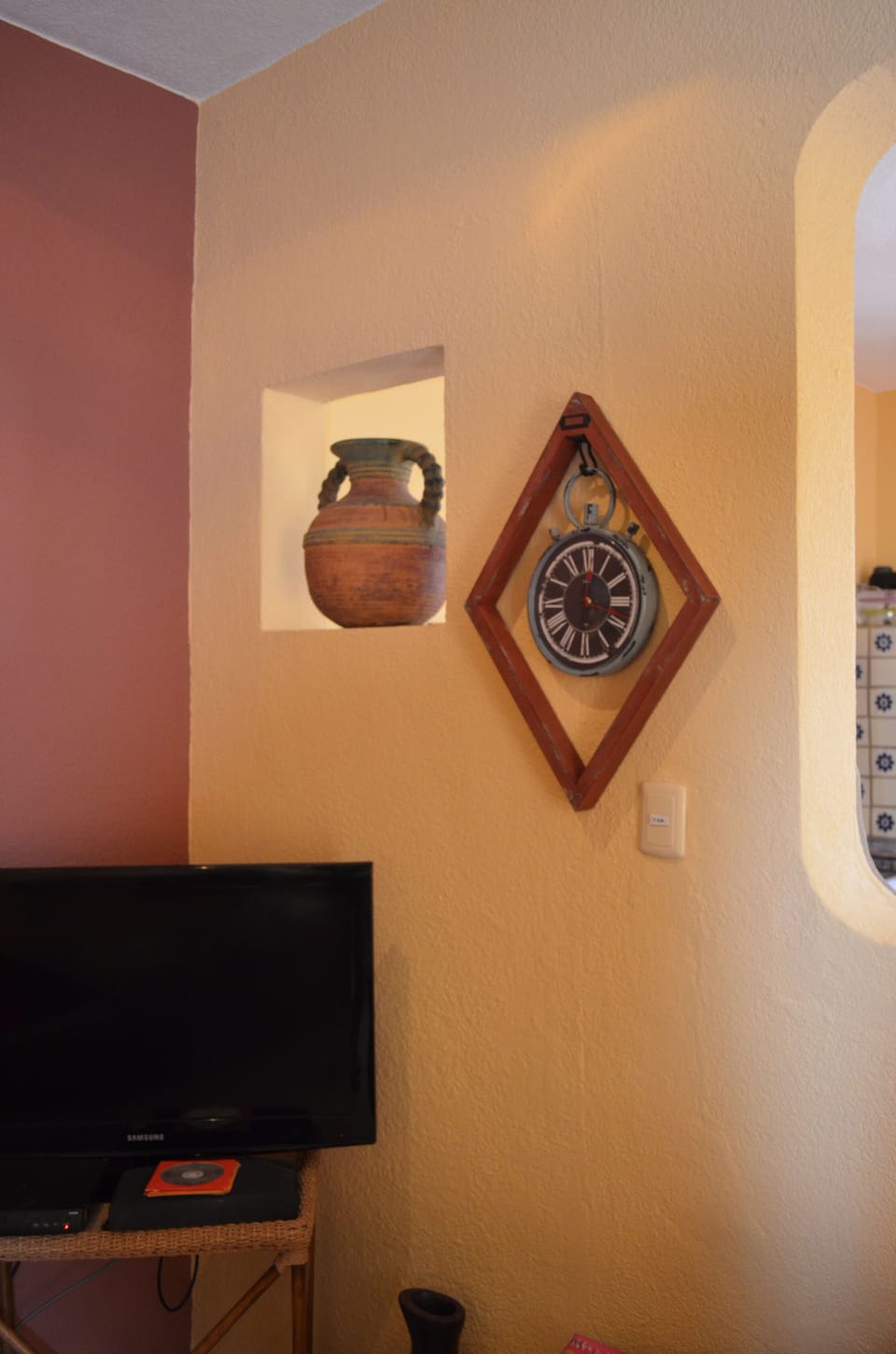 Main Floor Livingroom 