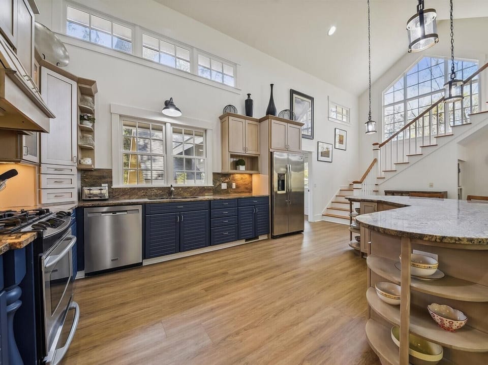 Kitchen at 68 Heritage Road