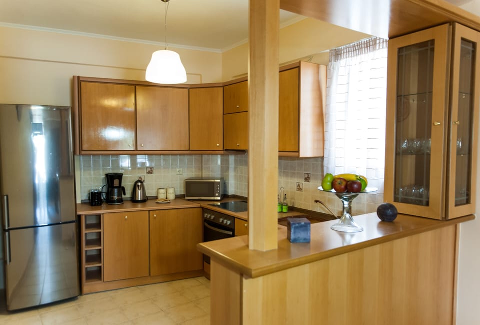 Fully equipped kitchen