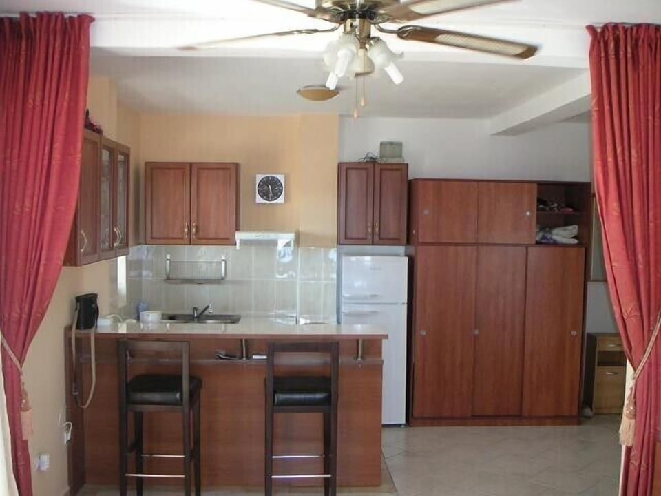 Kitchen and bar