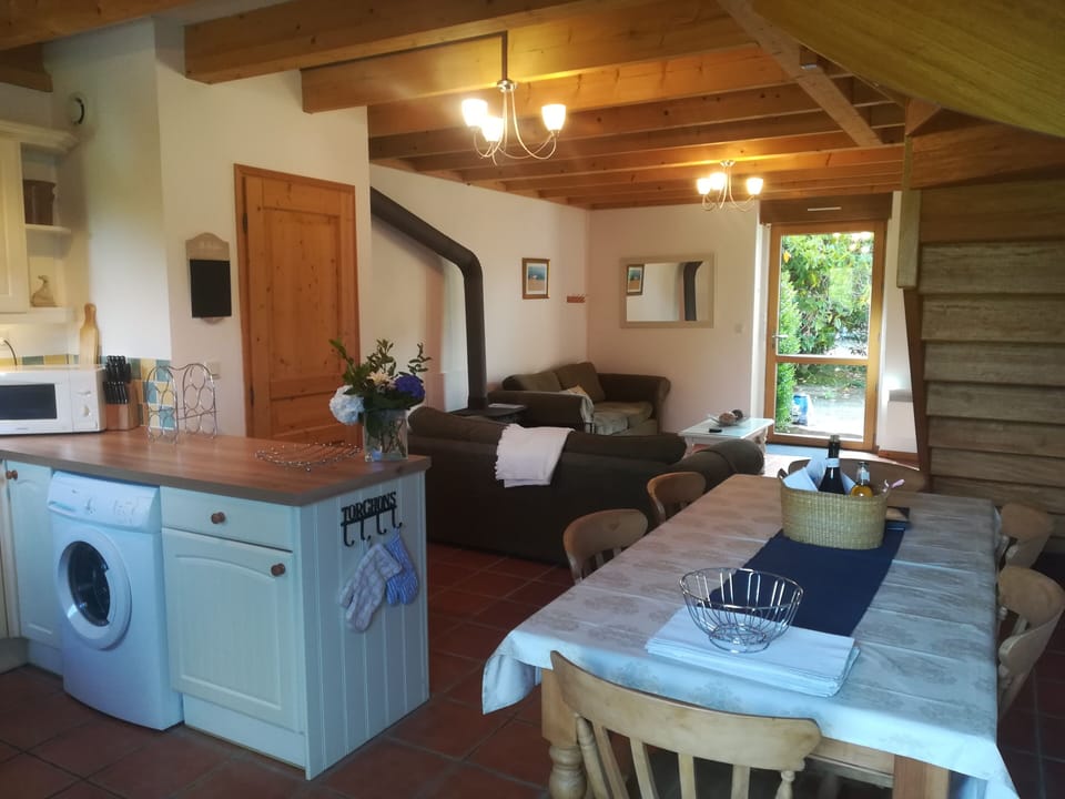 Minaouet dining area