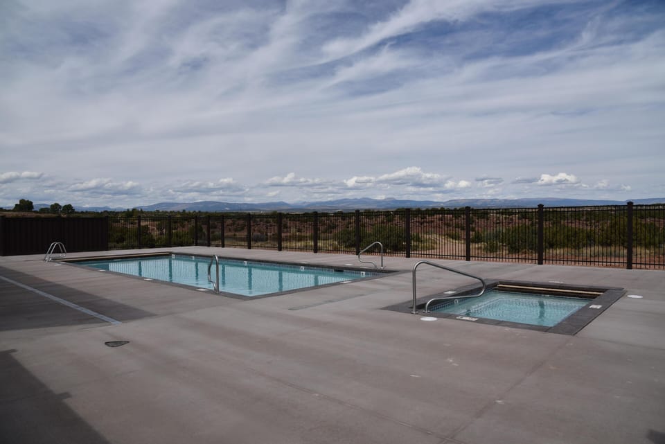 Swimming pool and Spa