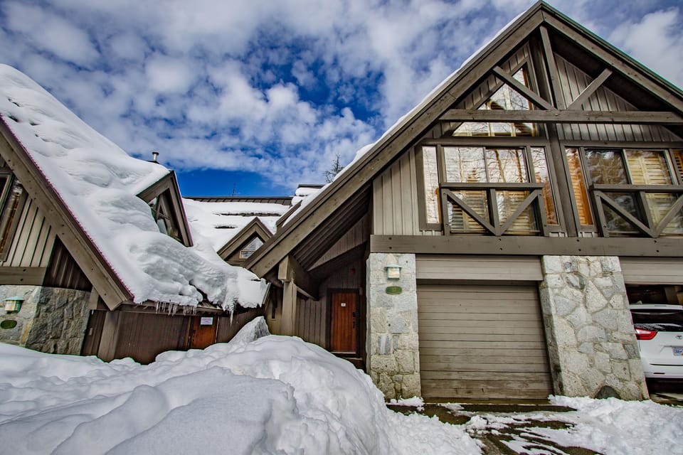 Pinnacle Ridge 37