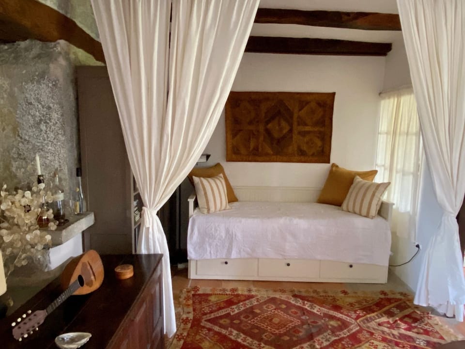 Day bed can be converted into a queen bed upon request