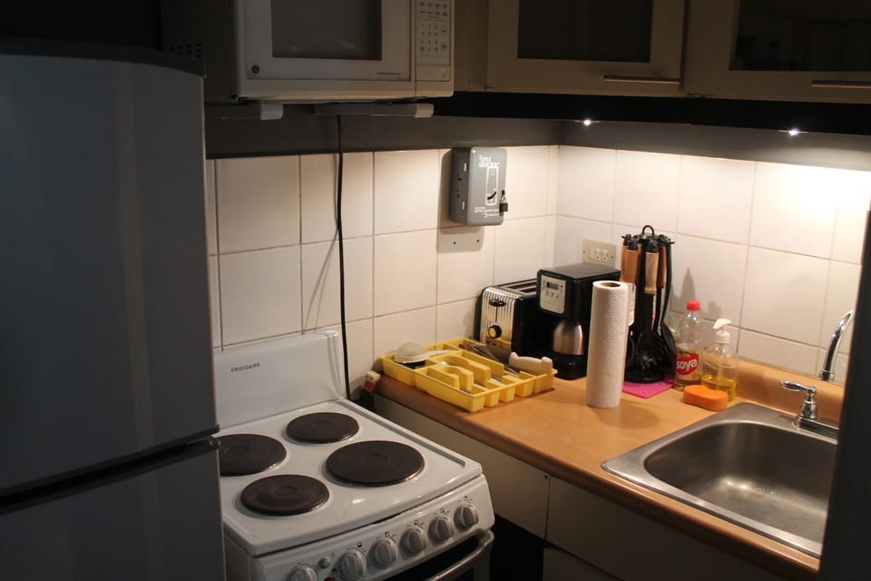 Efficiency Apartment (studio )