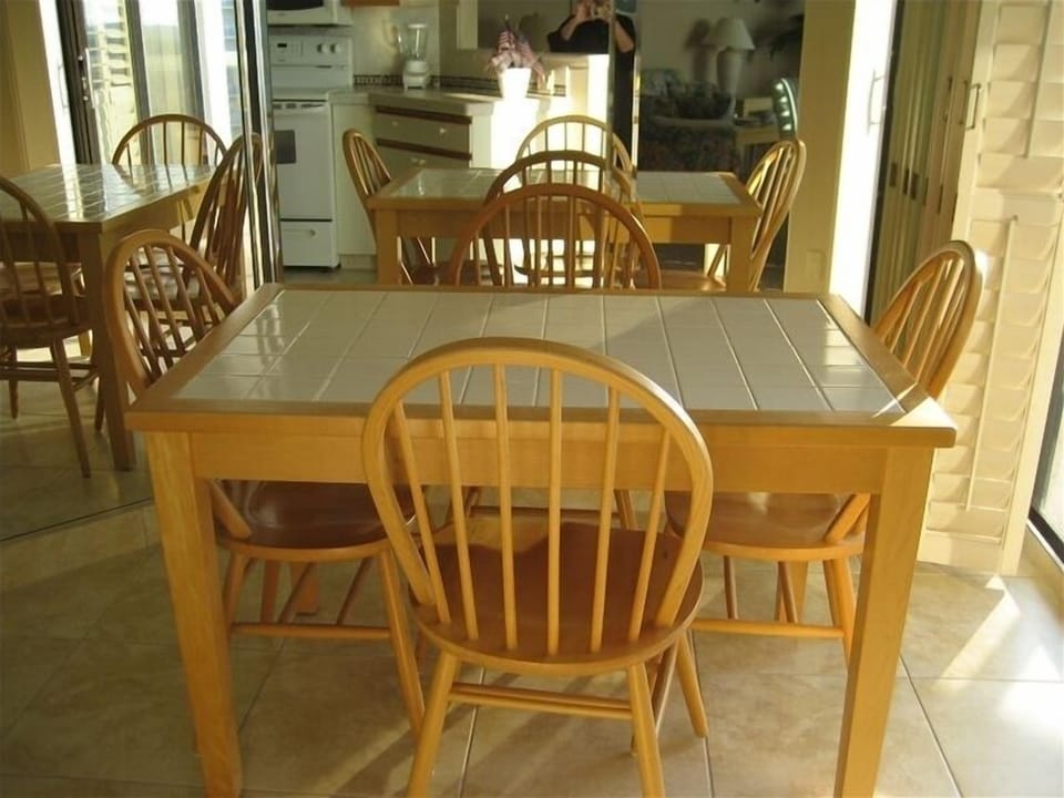 Kitchen table