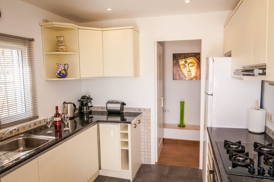 Luxury fully equipped kitchen
