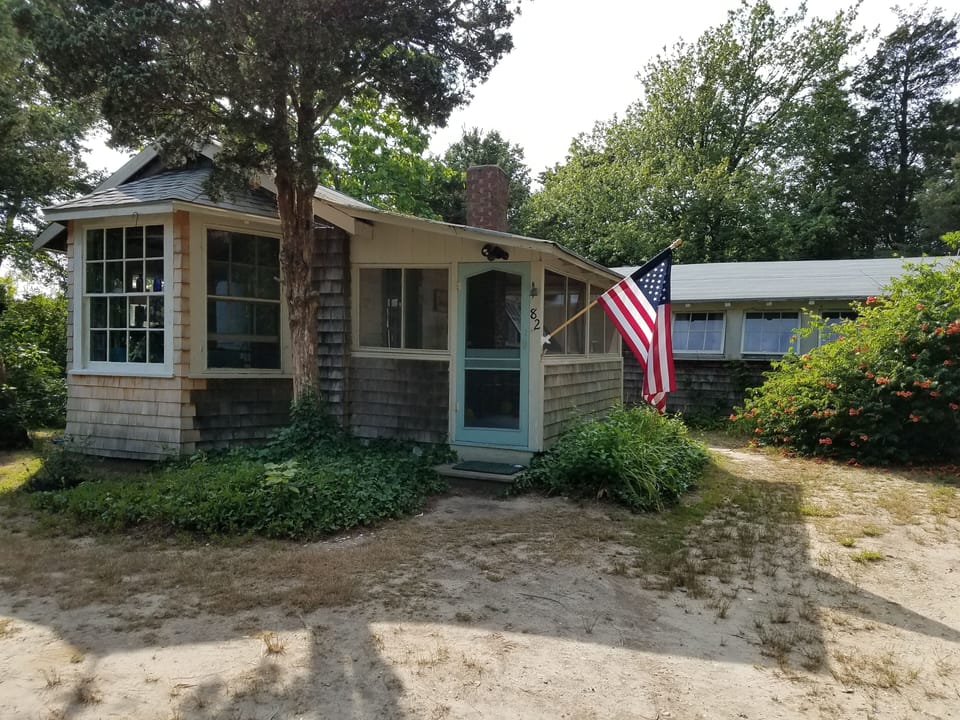 Front screen porch entrance