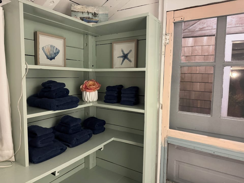 Bath linens
