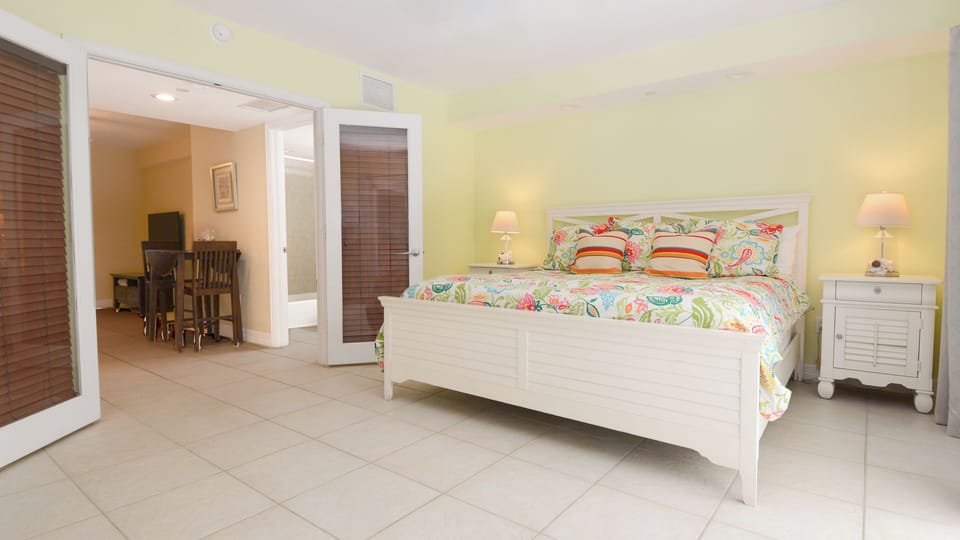 Guest Bedroom 3 - 1st Floor