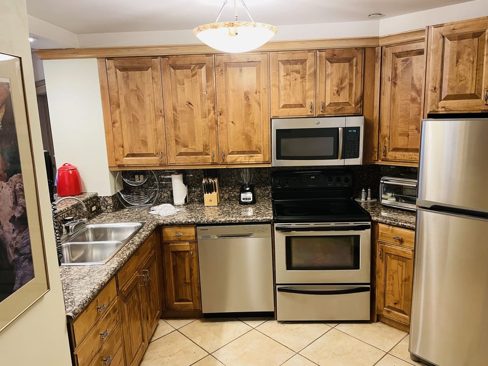Well equipped spacious kitchen