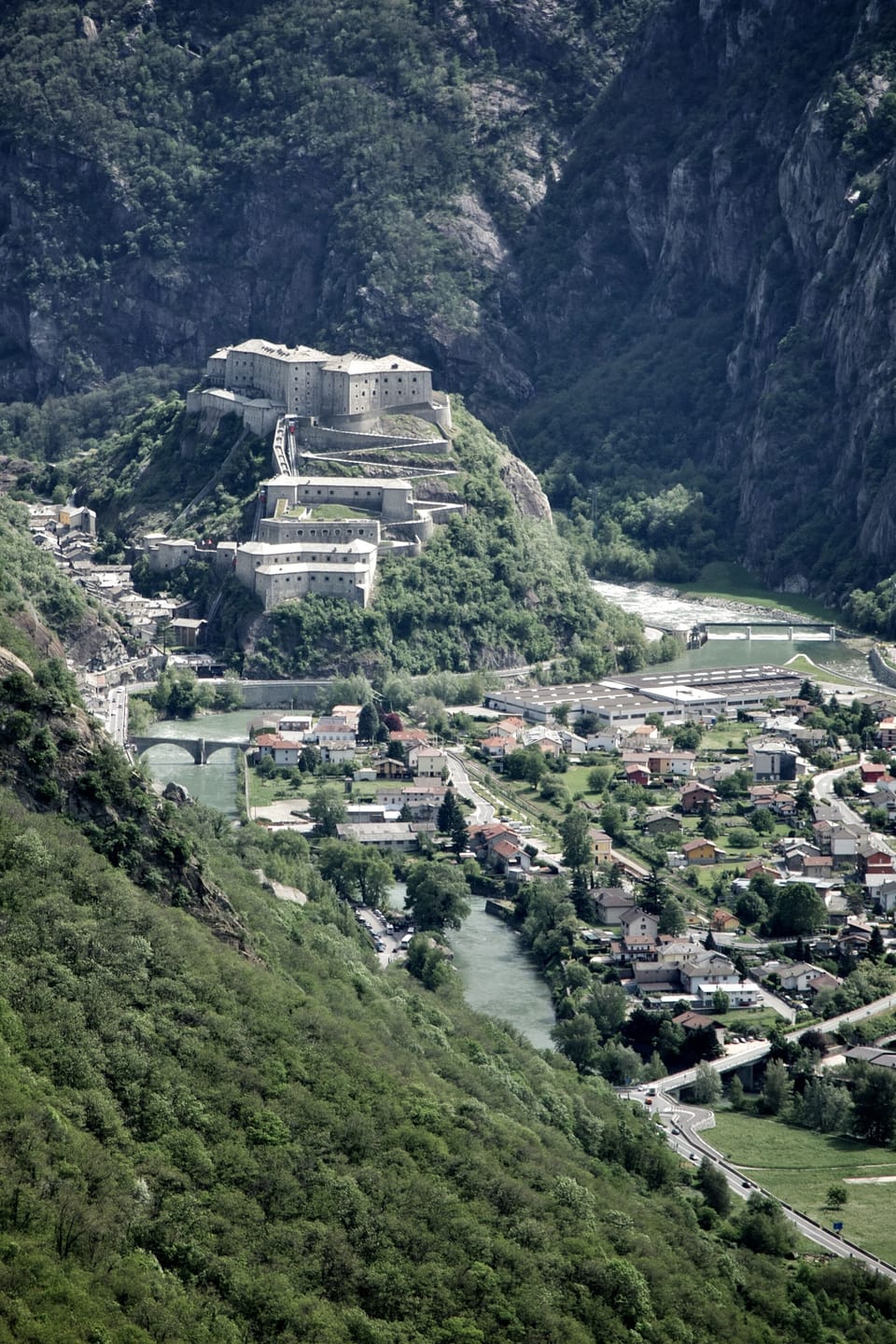 Forte di Bard (50 Km)