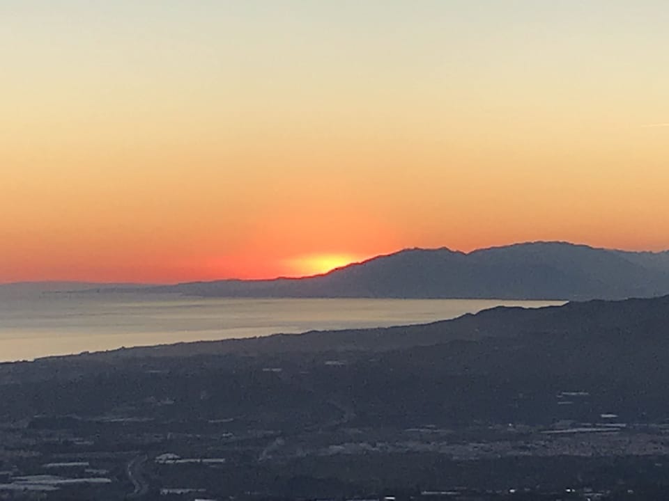 Breathtaking views with beautiful sunsets. Great with a Gin and Tonic