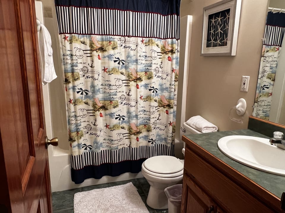 Upstairs bathroom
