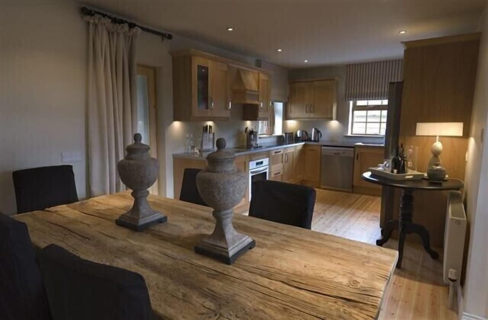 Luxury Kitchen & Dining area