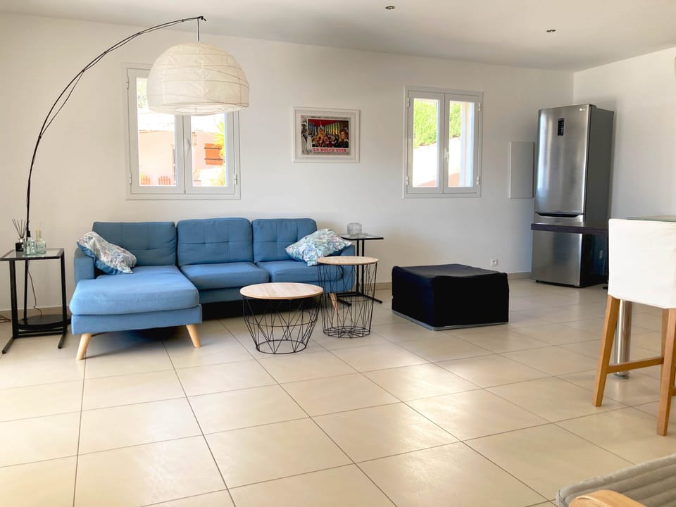 Grande Villa A - Piece a vivre : salon - Résidence Ogliastrello - Olmeto 2024