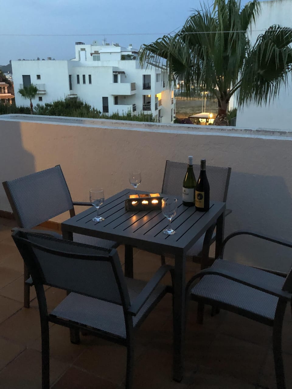 Alfresco dining 🍷 🍸 