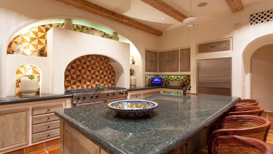 Casa Koll - Kitchen and bar