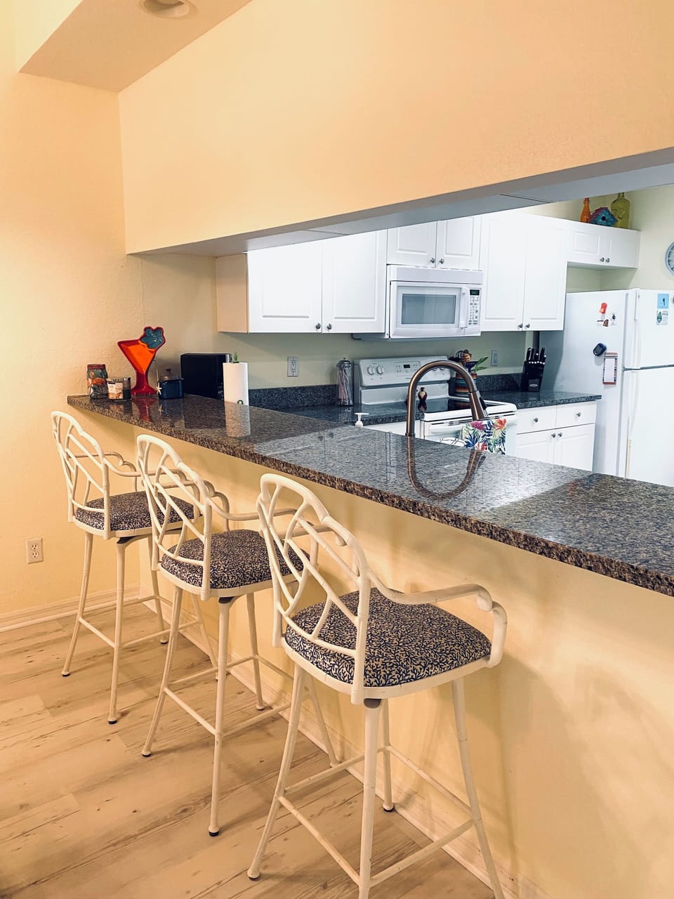 Breakfast Bar