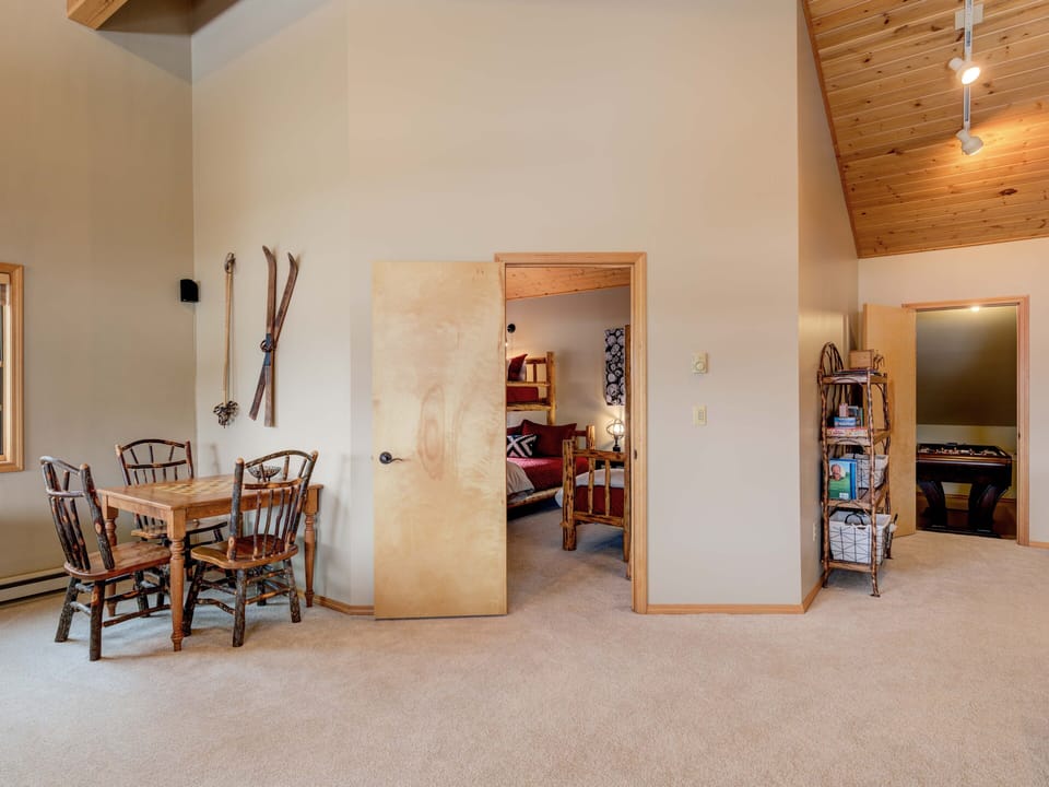 Beaverhead 1422. Loft, 5