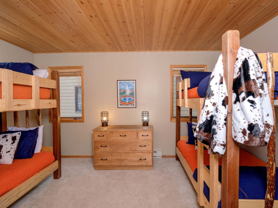 Beaverhead 1422. Bedroom 3, 1