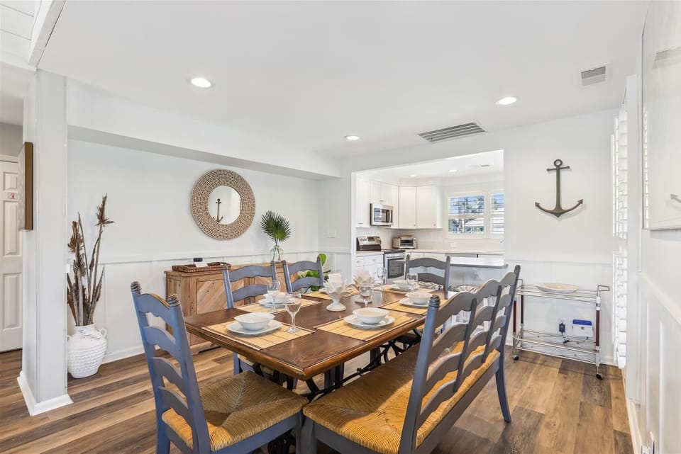 Dining Table with Seating for Eight at 42 Lands End