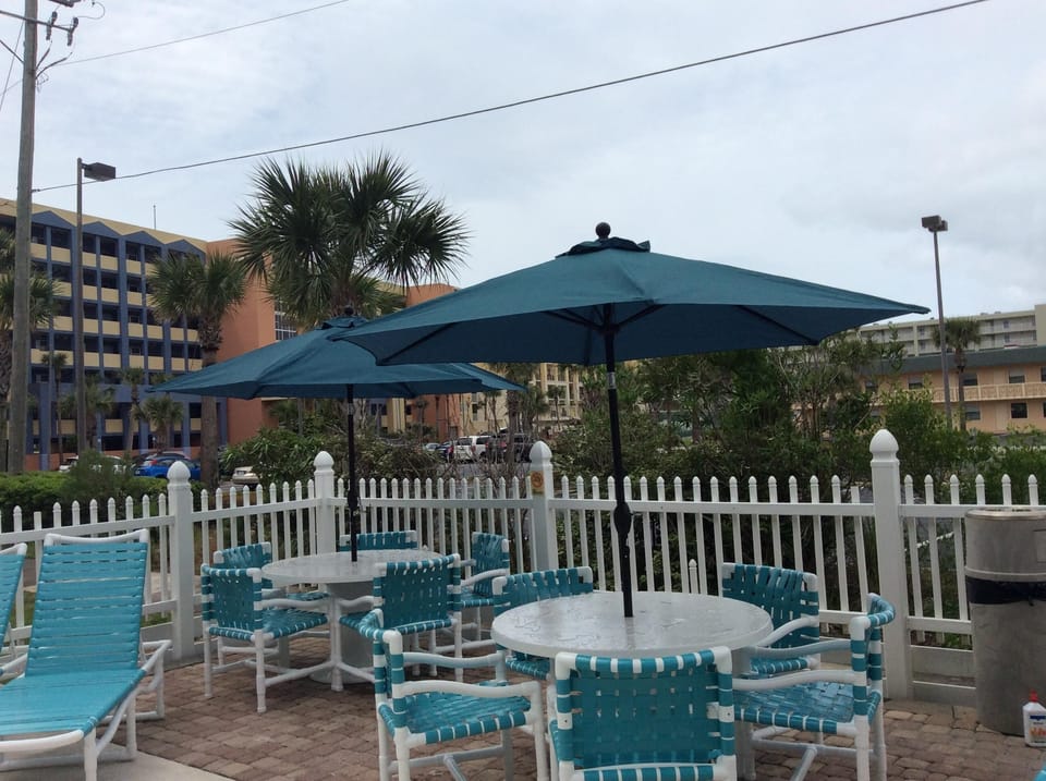 Pool Furniture Barbecue grills