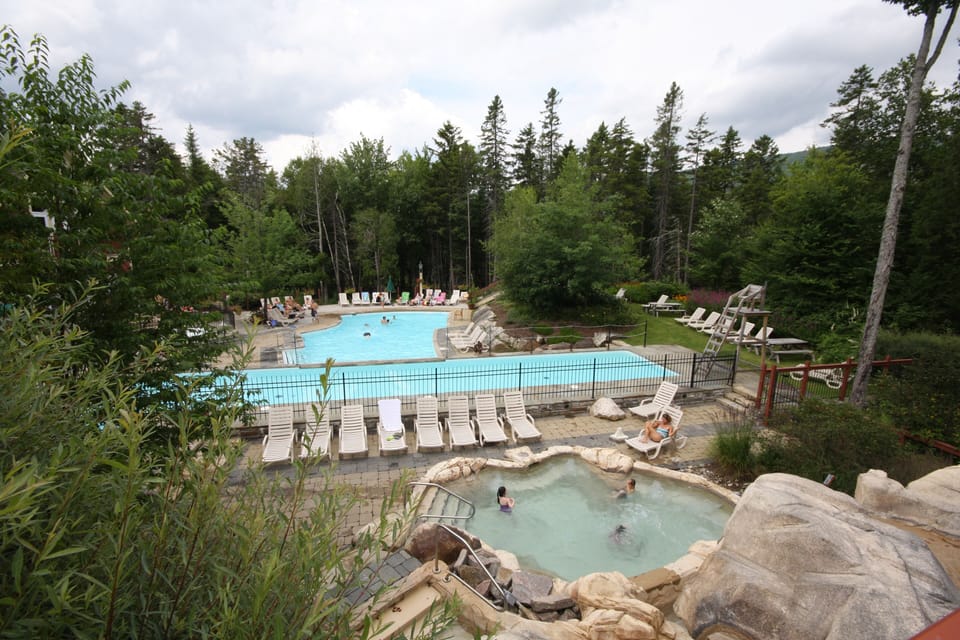 Scandinavian-style spa complex 5 min walk away