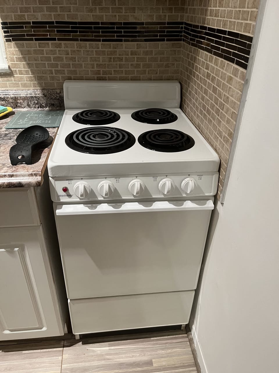 ELECTRIC STOVE