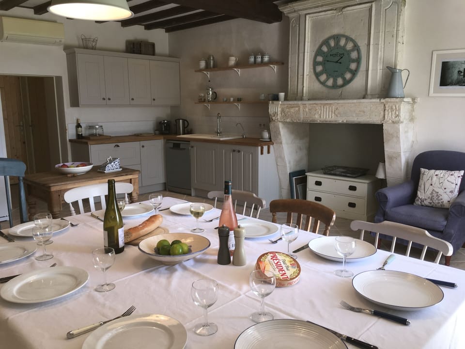 farmhouse table in kitchen