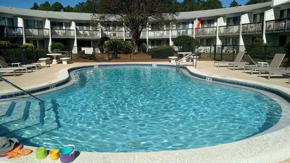 Pool just 10 ft from #131 patio🌊