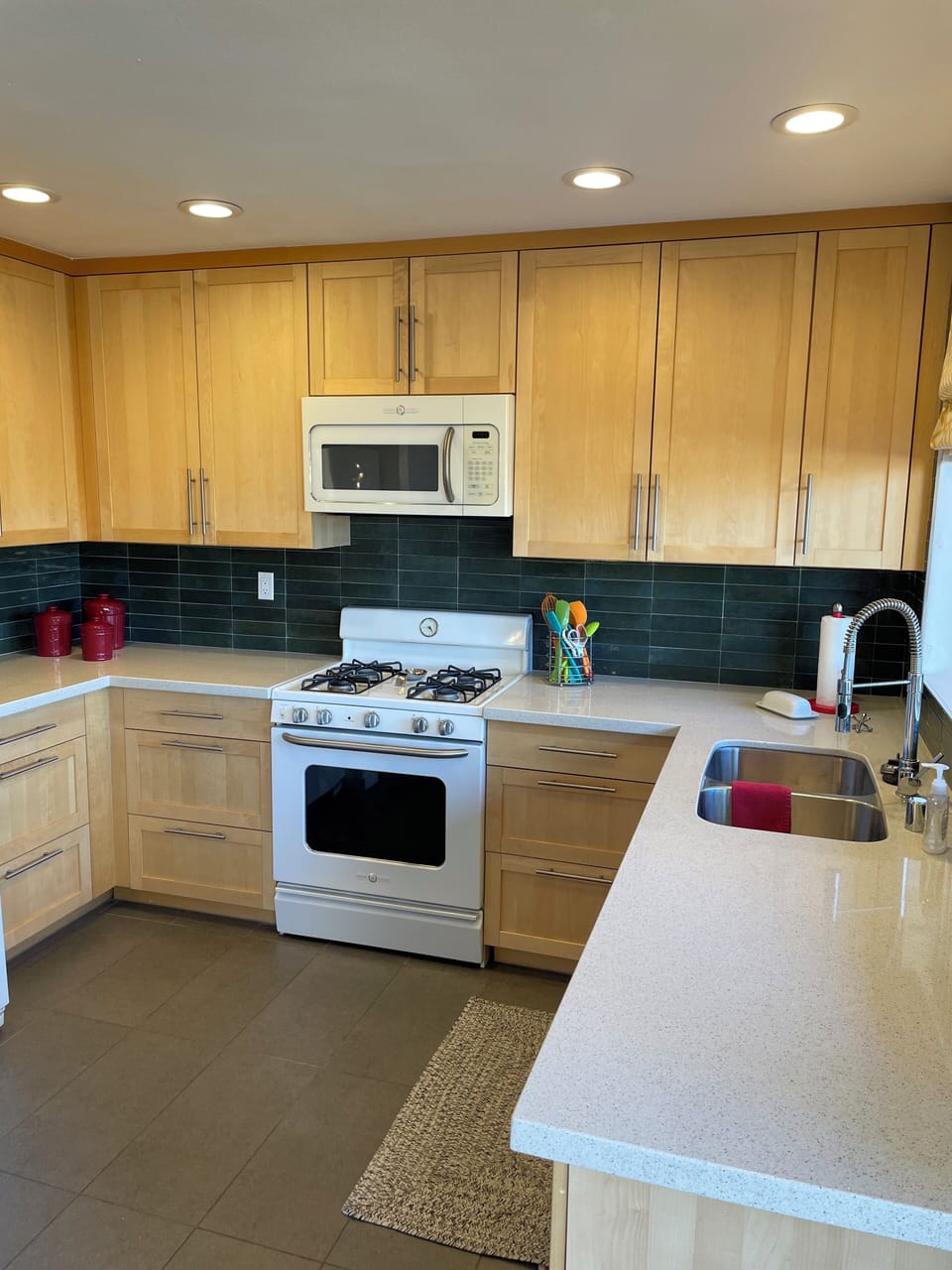 Refreshed backsplash tile
