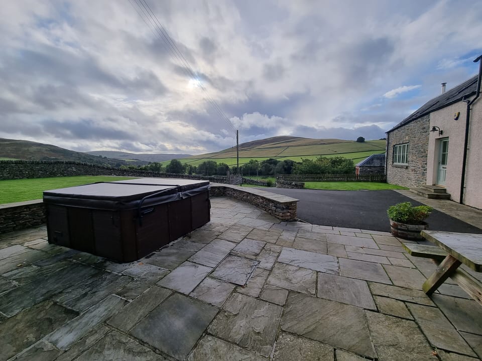 Welcome to Time - Hot Tub & Views