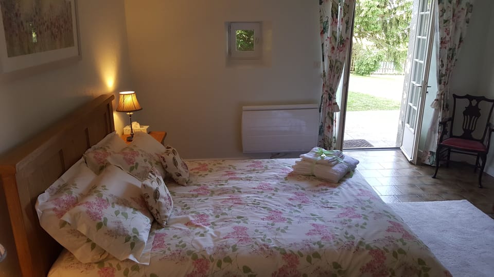 Oak bedroom