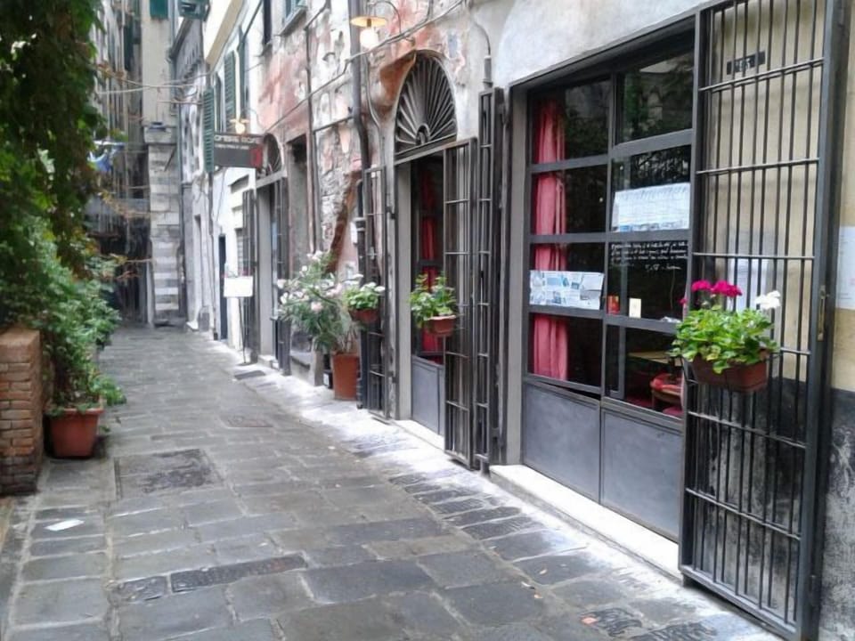 Entrance to the building