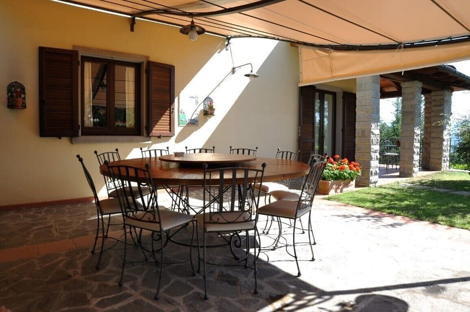 Outdoor table