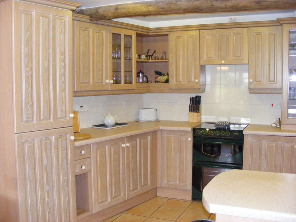 Cherry Kitchen