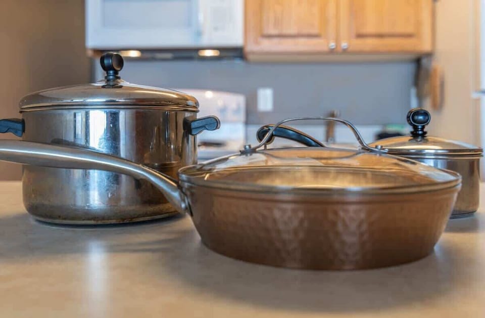 Pots and pans are available to use