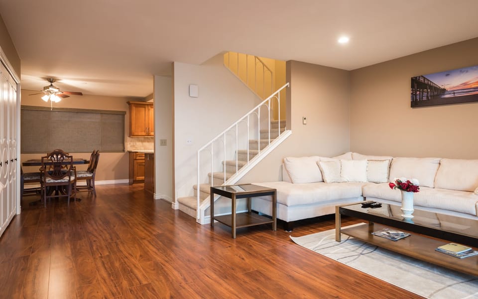 Open Floor Plan, Living Room to Dining Room/Kitchen