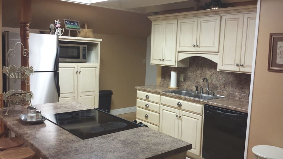 Fully equipped kitchen.  Convection oven. Microwave. 