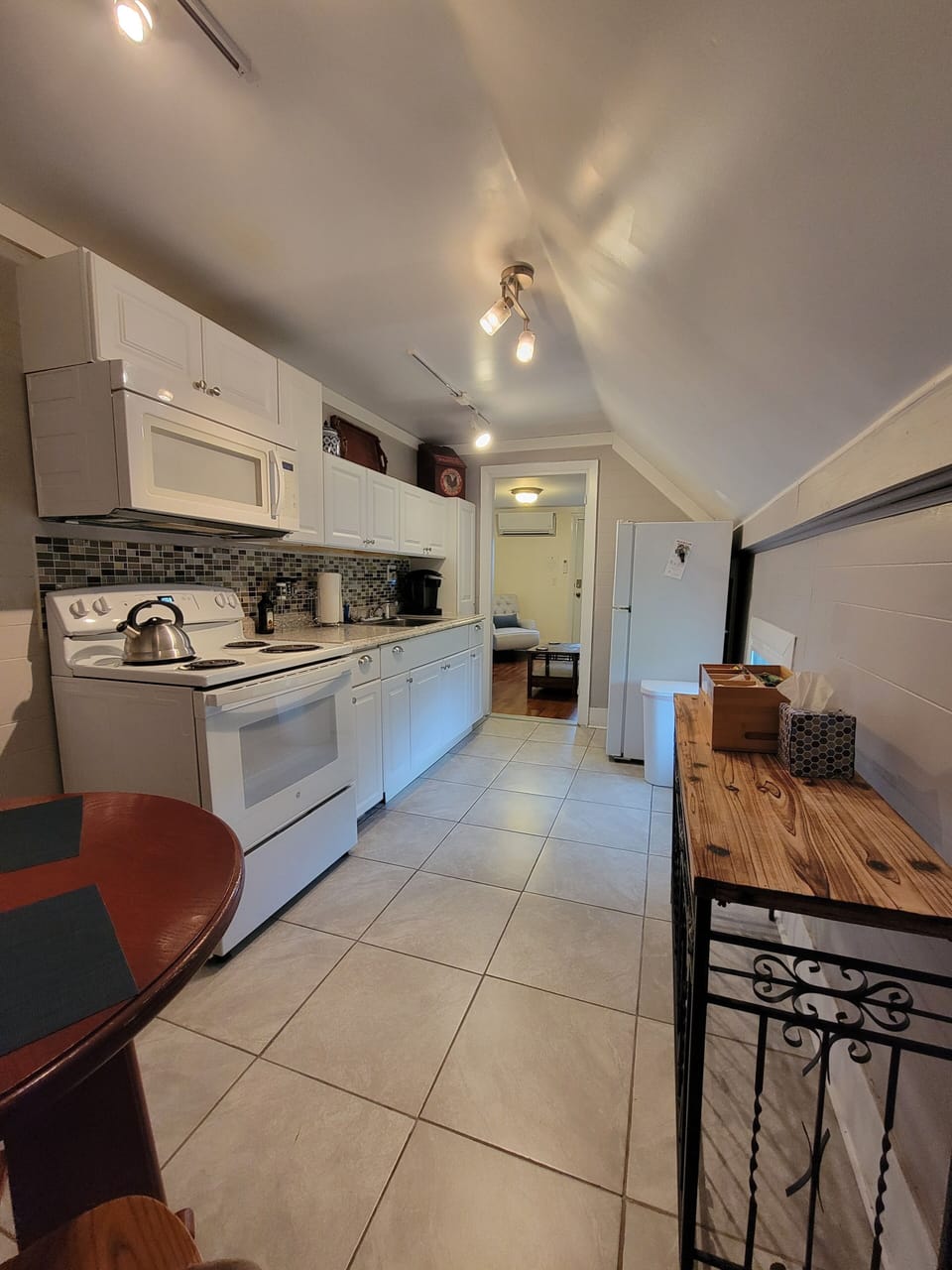 The Nest - Kitchen (2)