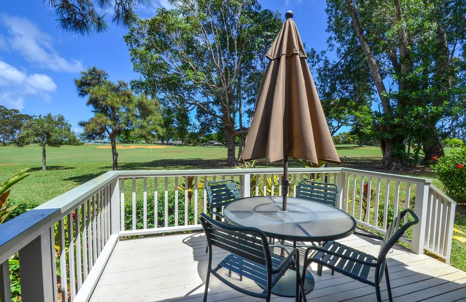 Large Lanai (views can vary)