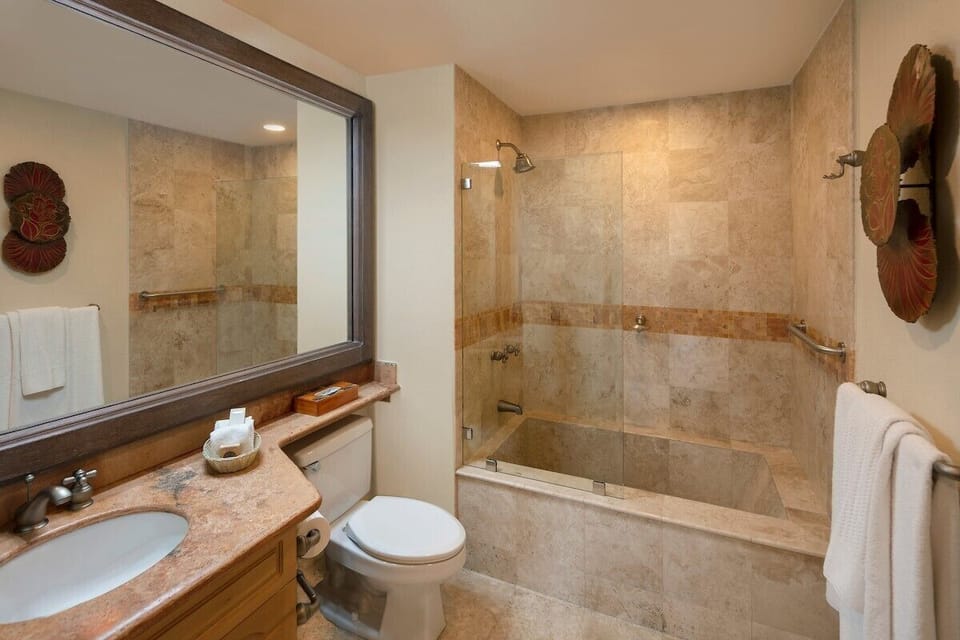Enjoy your private guest bath!