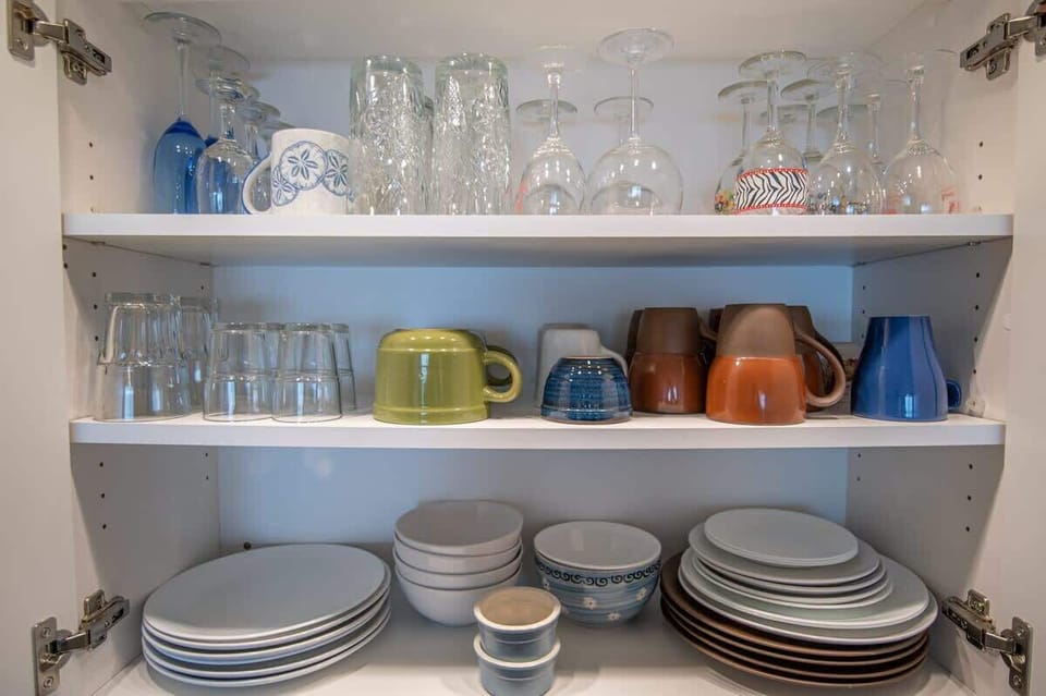 No need to dine out—everything you need to cook is right here