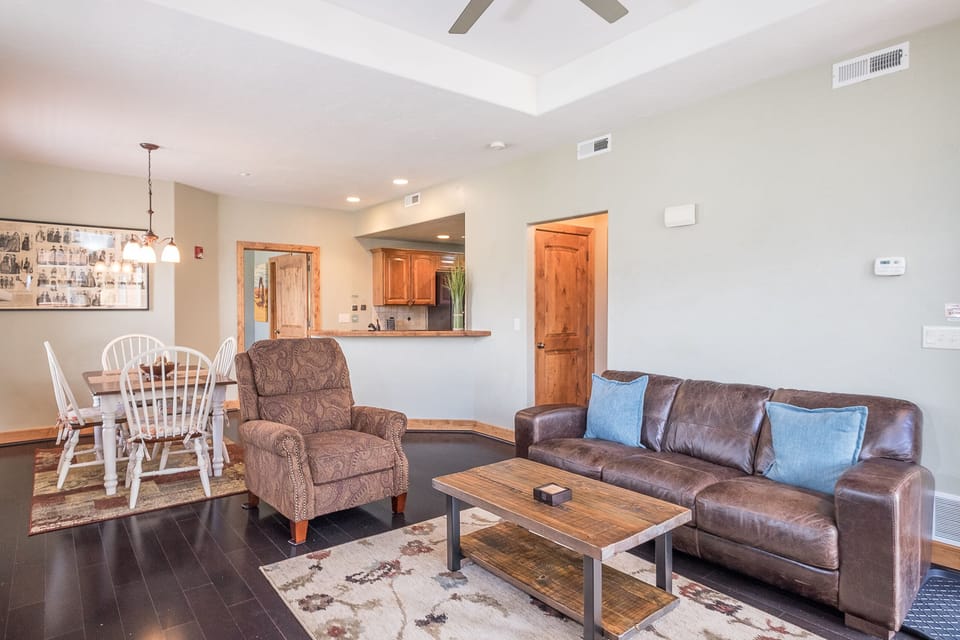 Open Floor Plan for socializing, entertaining and easy relaxing