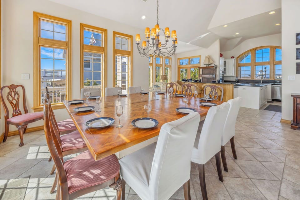 Surf or Sound Realty - 755 - Landfall - Dining Area -2