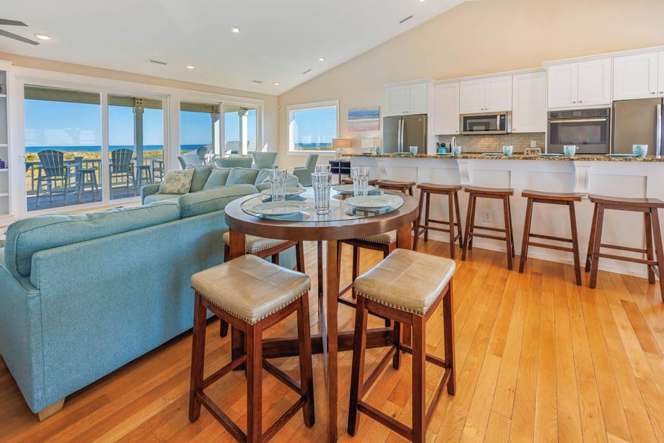 Surf or Sound Realty - 802 - Sweet Dreams - Dining Area -3