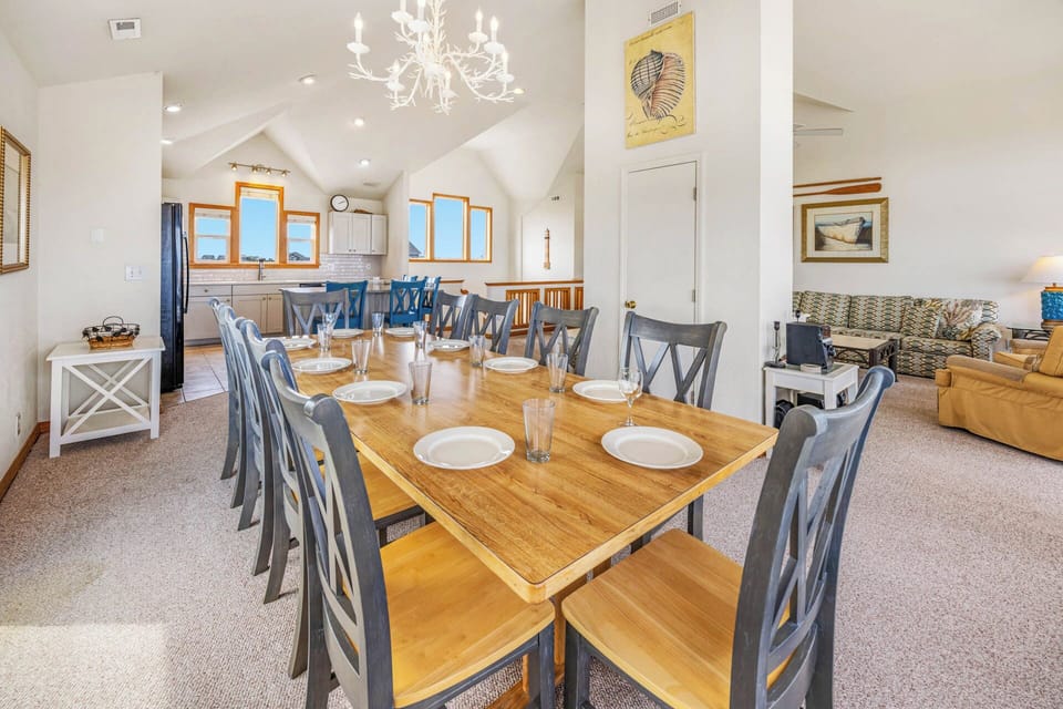 Surf or Sound Realty - 280 - Heaven Too - Dining Area -4