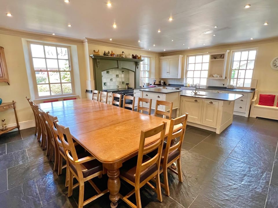 Kitchen with seating for 16